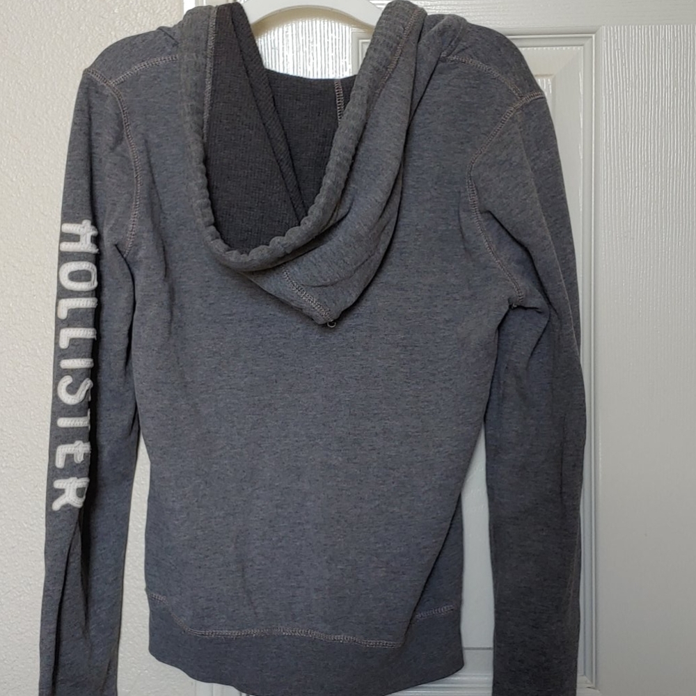 Hollister zip up hoodie - Picture 3 of 4